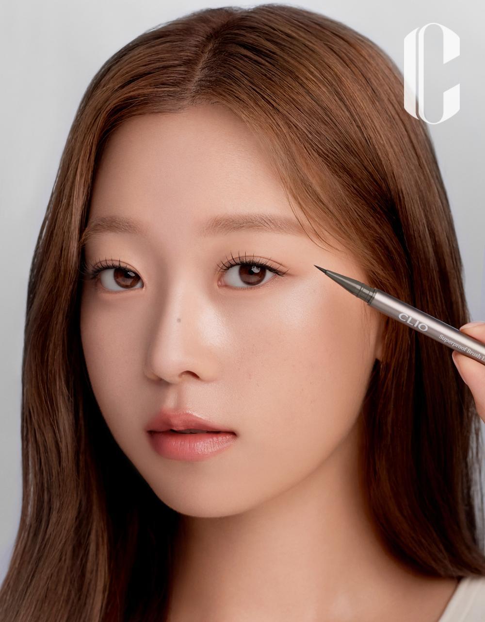 Clio Super Frupe Brushliner Killer