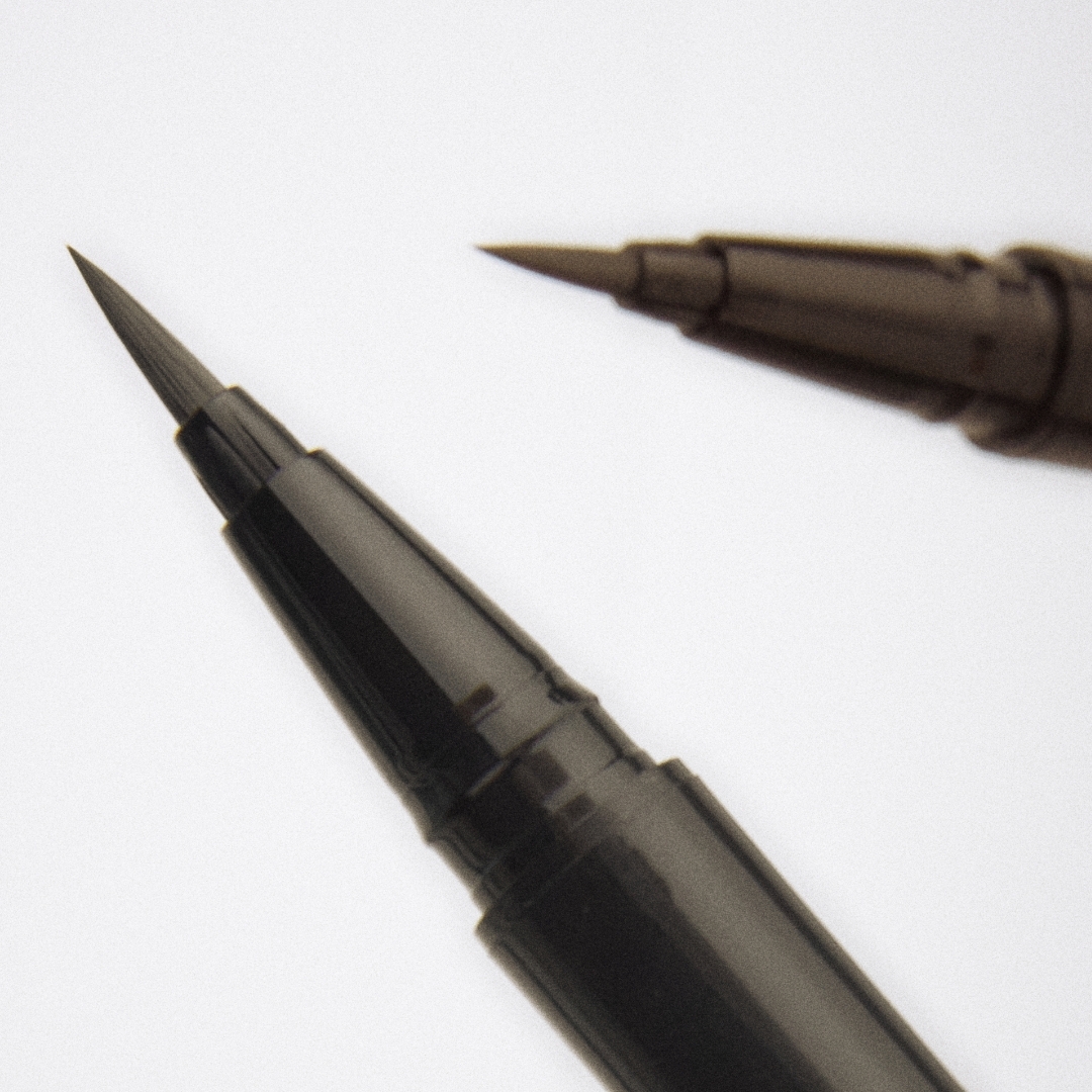Woodbury Long & Long Brush Liner