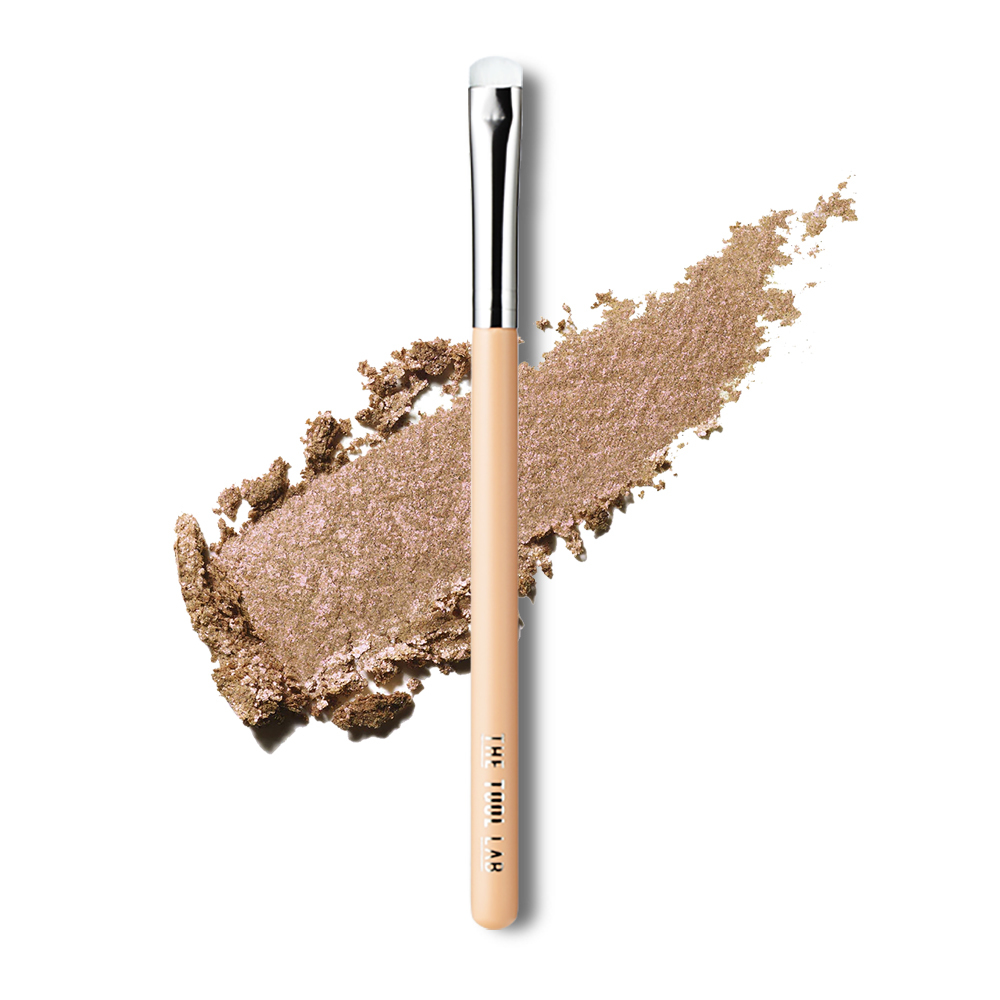 The Tool Lab 205 Ice Merge Brush Eye Shadow Brush