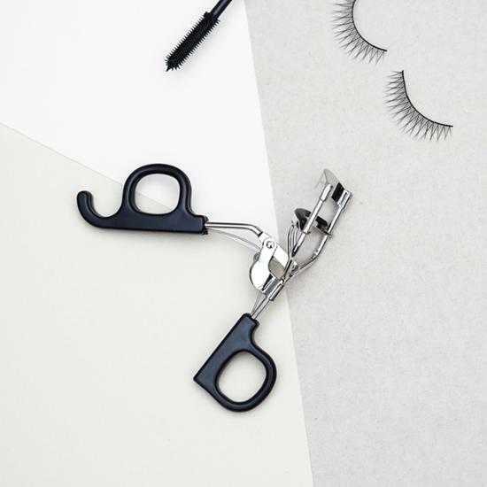 https://image.oliveyoung.co.kr/cfimages/cf-goods/uploads/images/thumbnails/10/0000/0013/A00000013815614ko.jpg?l=ko