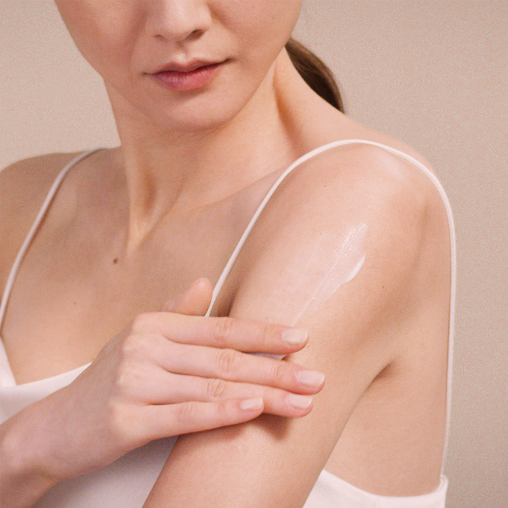 https://image.oliveyoung.co.kr/cfimages/cf-goods/uploads/images/thumbnails/10/0000/0014/A00000014403707ko.jpg?l=ko