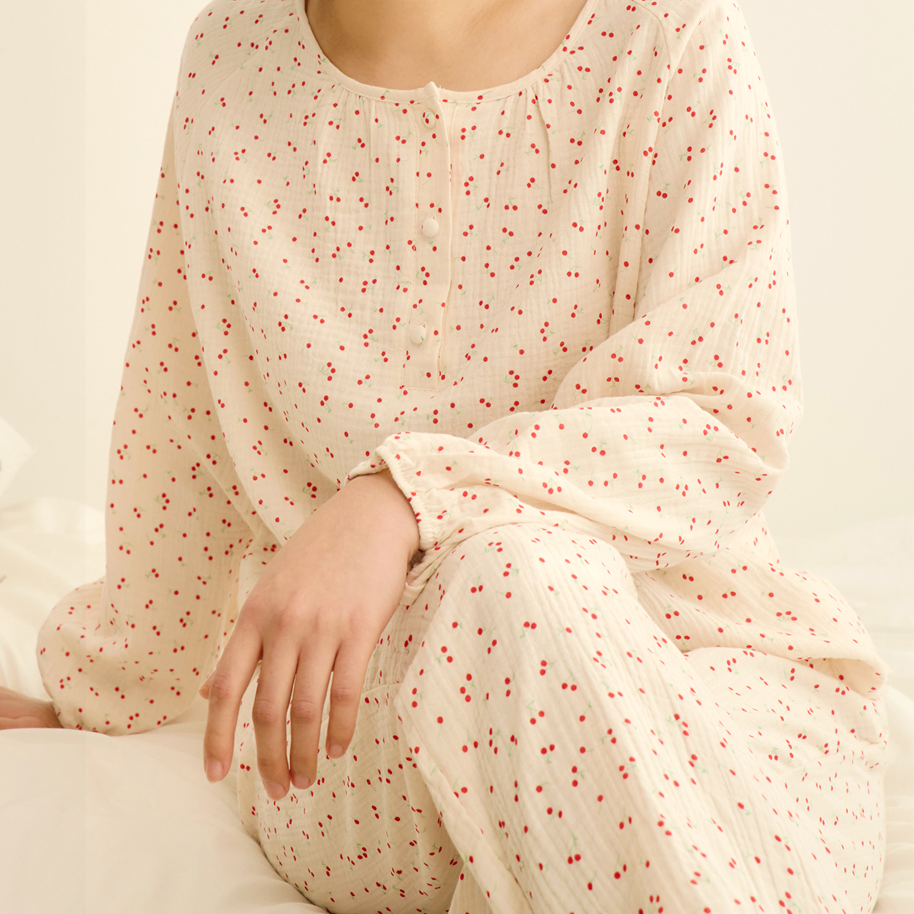 https://image.oliveyoung.co.kr/cfimages/cf-goods/uploads/images/thumbnails/10/0000/0017/B00000017432815ko.jpg?l=ko