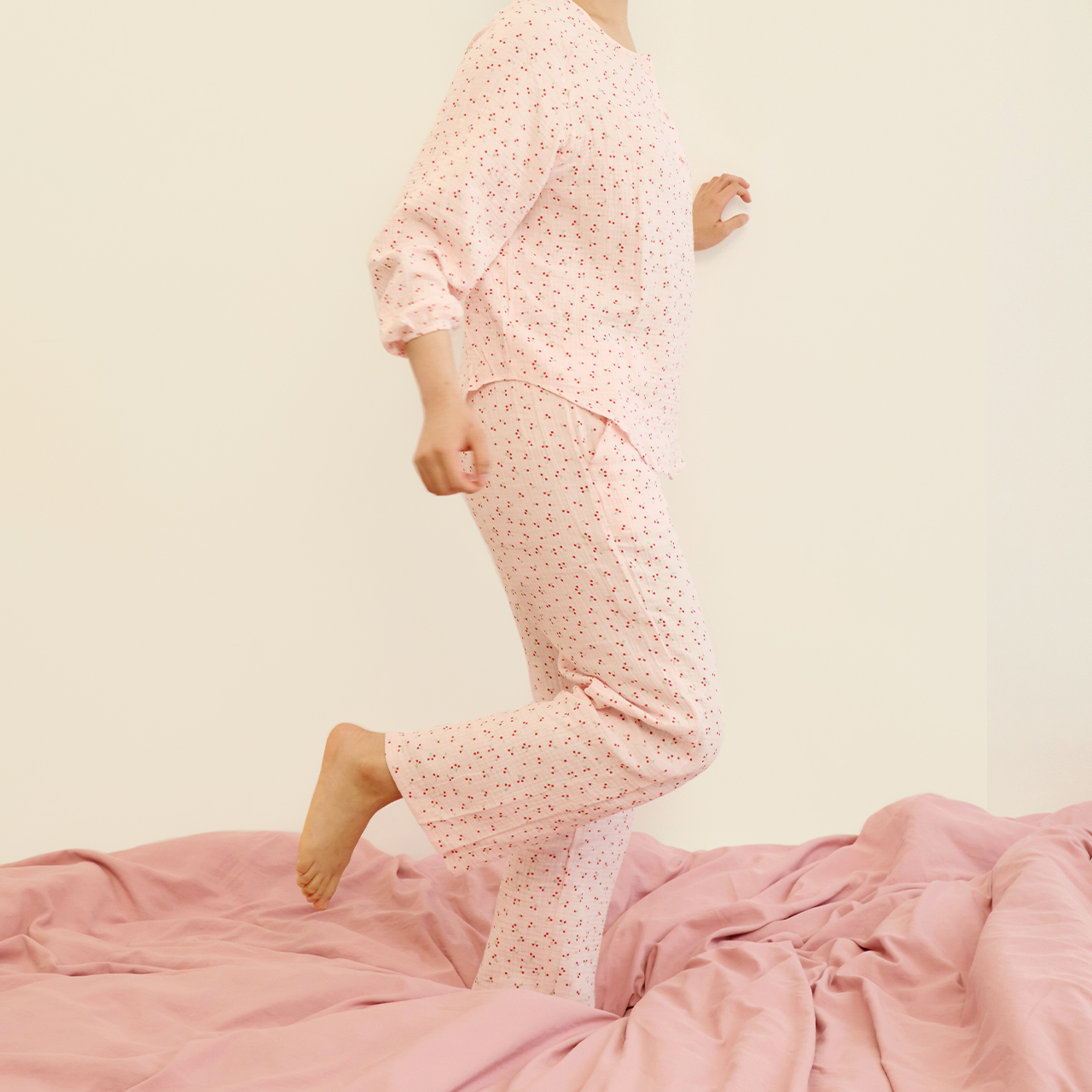 https://image.oliveyoung.co.kr/cfimages/cf-goods/uploads/images/thumbnails/10/0000/0017/B00000017432817ko.jpg?l=ko