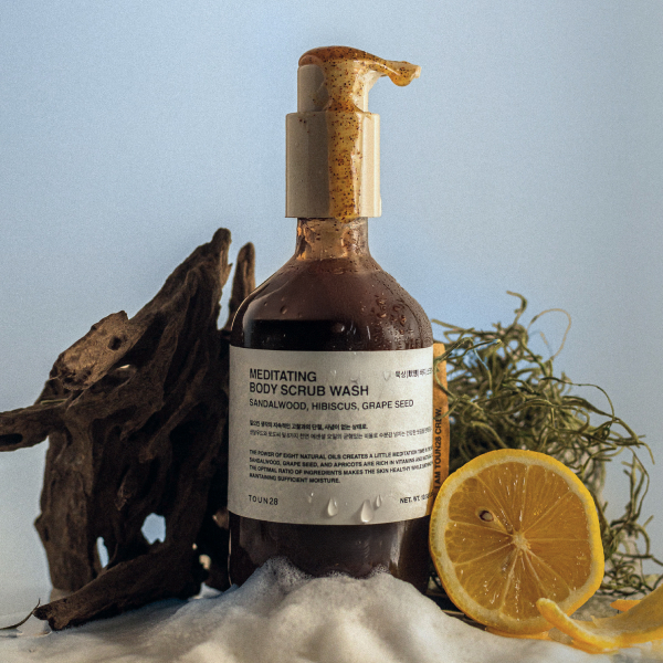 톤28 바디 스크럽 워시 300ml 2종 택1 (샌달우드/일랑일랑)