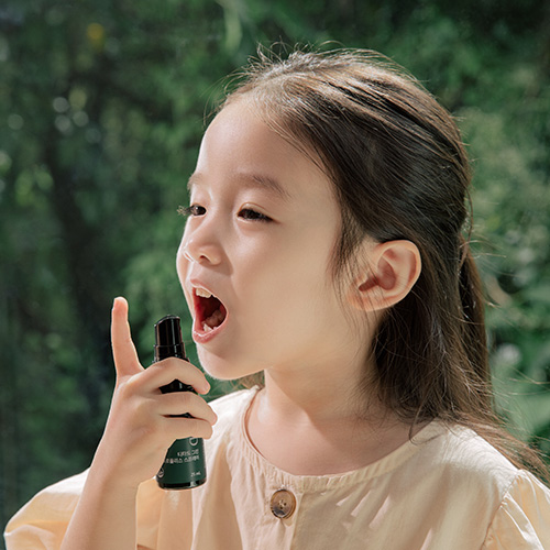 https://image.oliveyoung.co.kr/cfimages/cf-goods/uploads/images/thumbnails/10/0000/0018/A00000018333808ko.jpg?l=ko