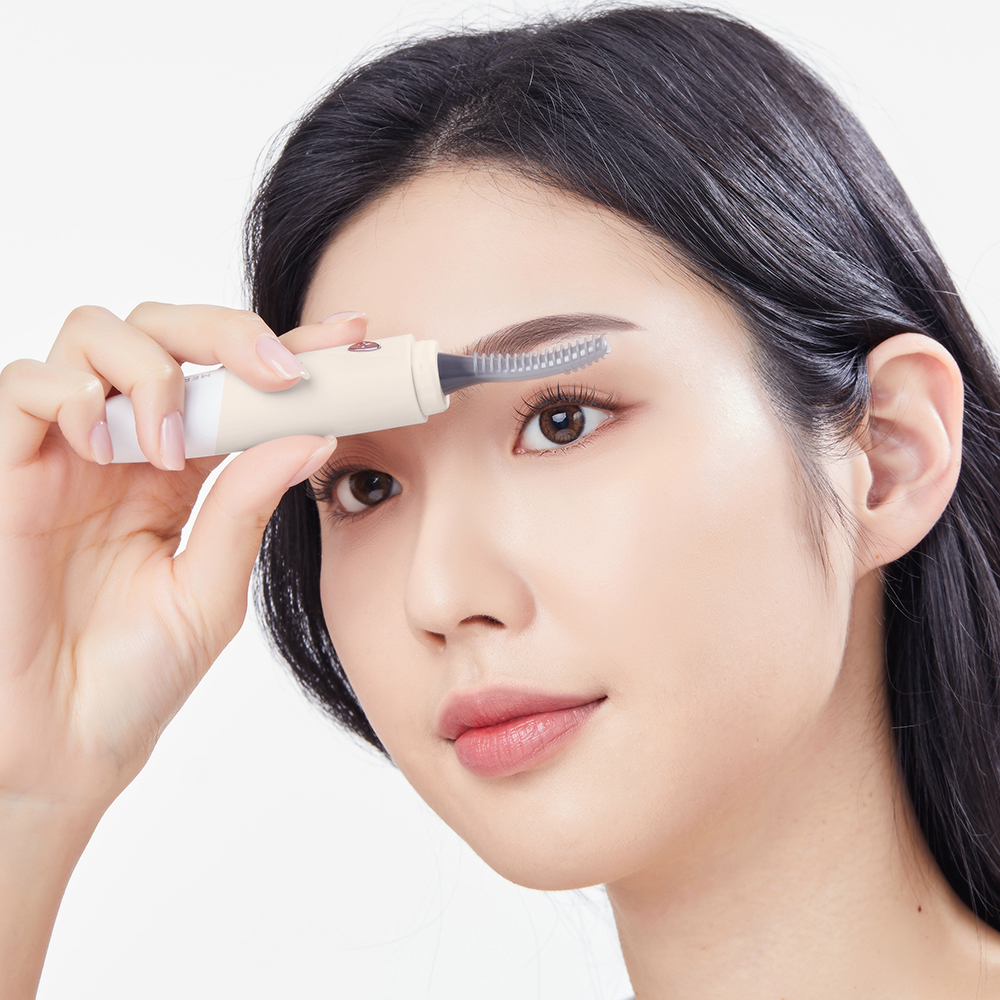 https://image.oliveyoung.co.kr/cfimages/cf-goods/uploads/images/thumbnails/10/0000/0018/A00000018417111ko.jpg?l=ko