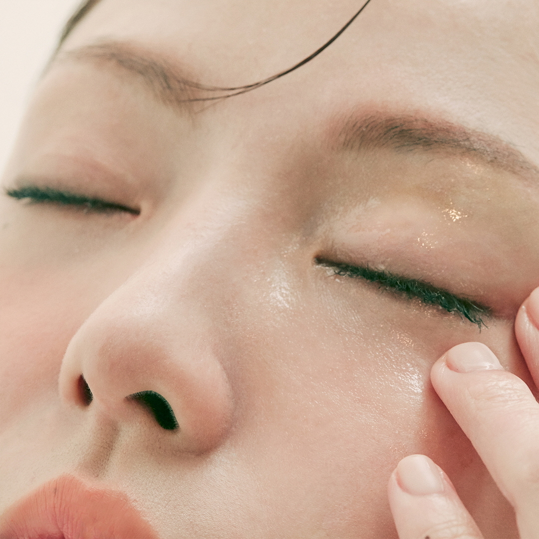 https://image.oliveyoung.co.kr/cfimages/cf-goods/uploads/images/thumbnails/10/0000/0018/A00000018776008ko.jpg?l=ko
