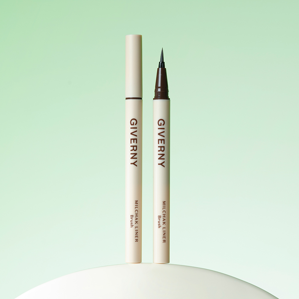 Giverny adhesion brush liner 3 colors