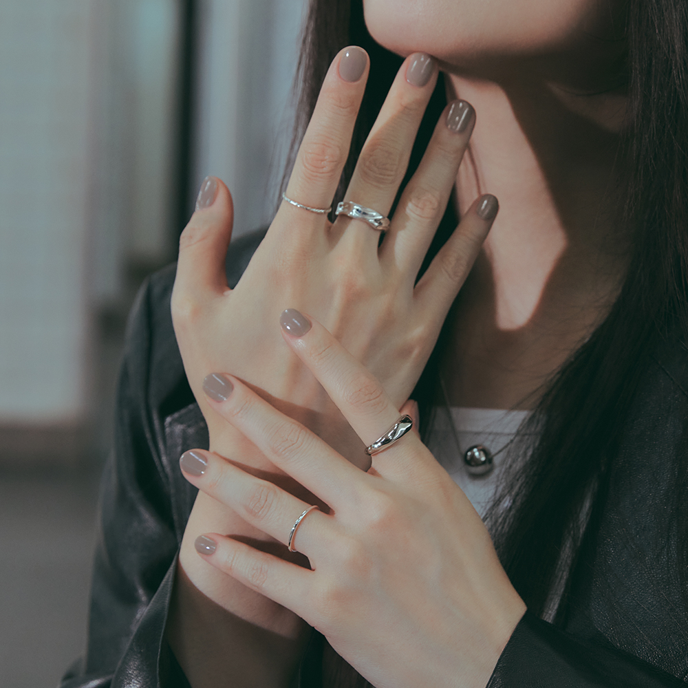 https://image.oliveyoung.co.kr/cfimages/cf-goods/uploads/images/thumbnails/10/0000/0020/A00000020621342ko.jpg?l=ko