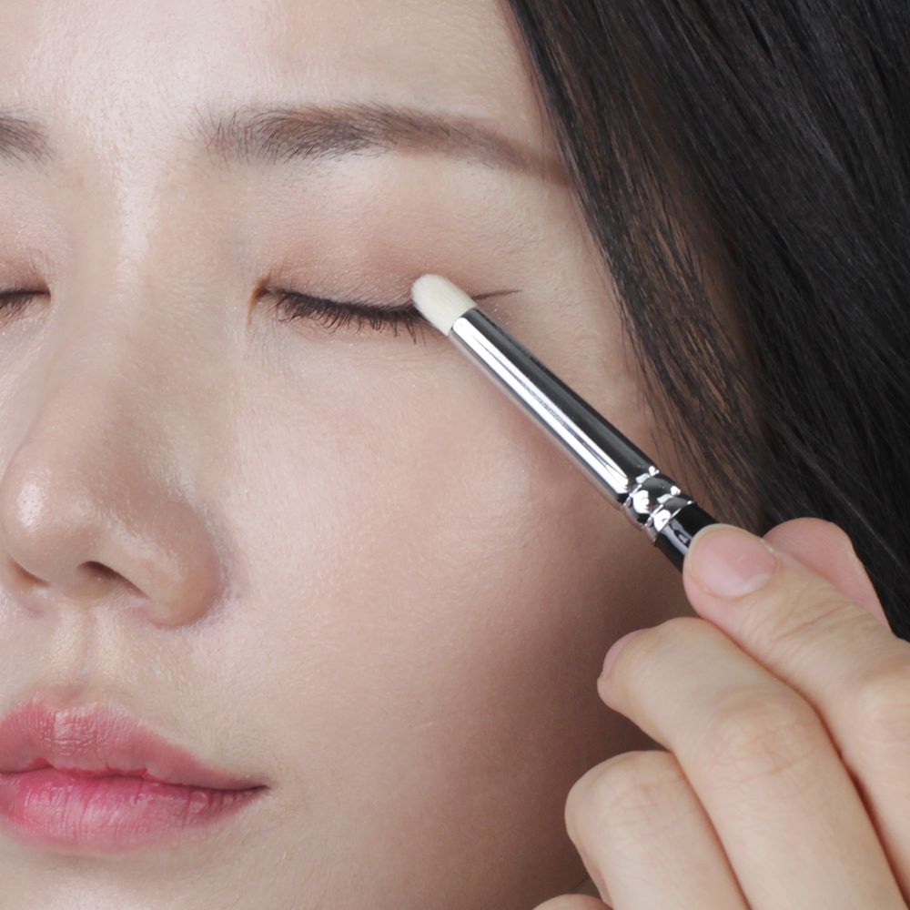 https://image.oliveyoung.co.kr/cfimages/cf-goods/uploads/images/thumbnails/10/0000/0020/A00000020895410ko.jpg?l=ko