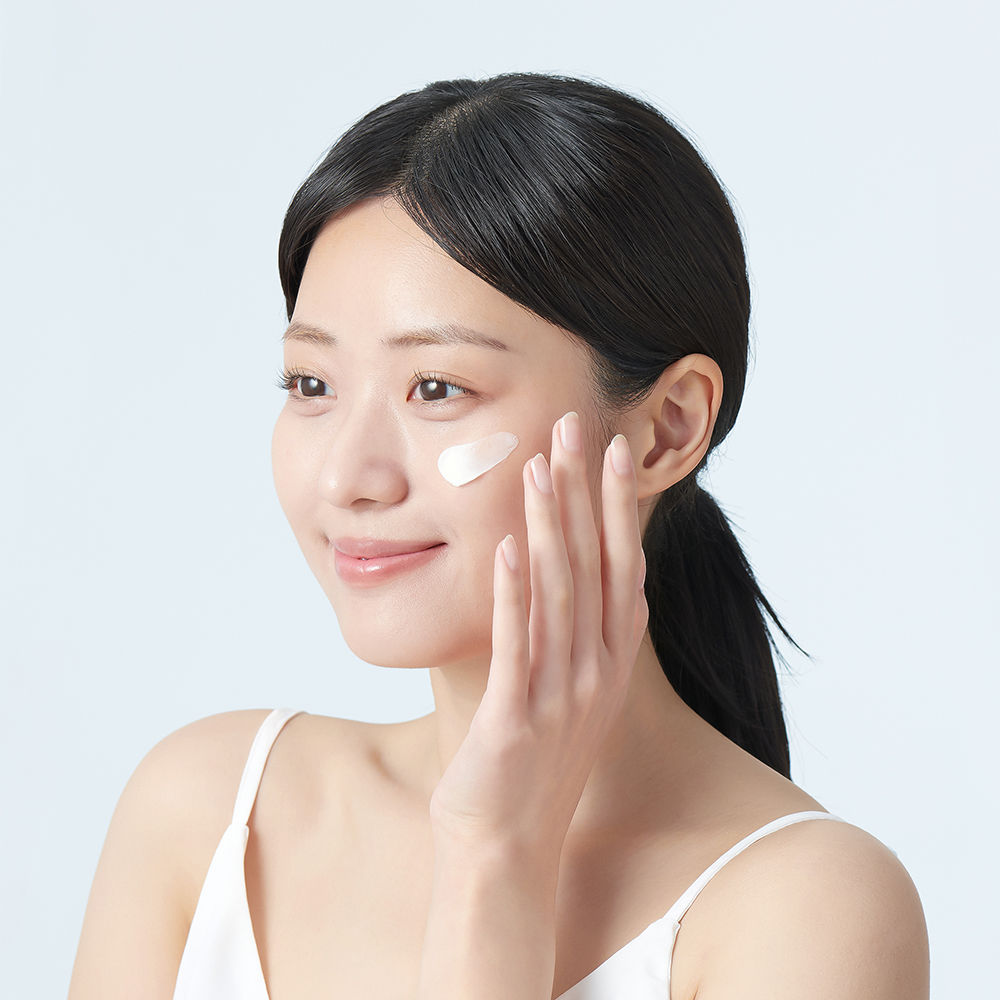 https://image.oliveyoung.co.kr/cfimages/cf-goods/uploads/images/thumbnails/10/0000/0021/A00000021102604ko.jpg?l=ko