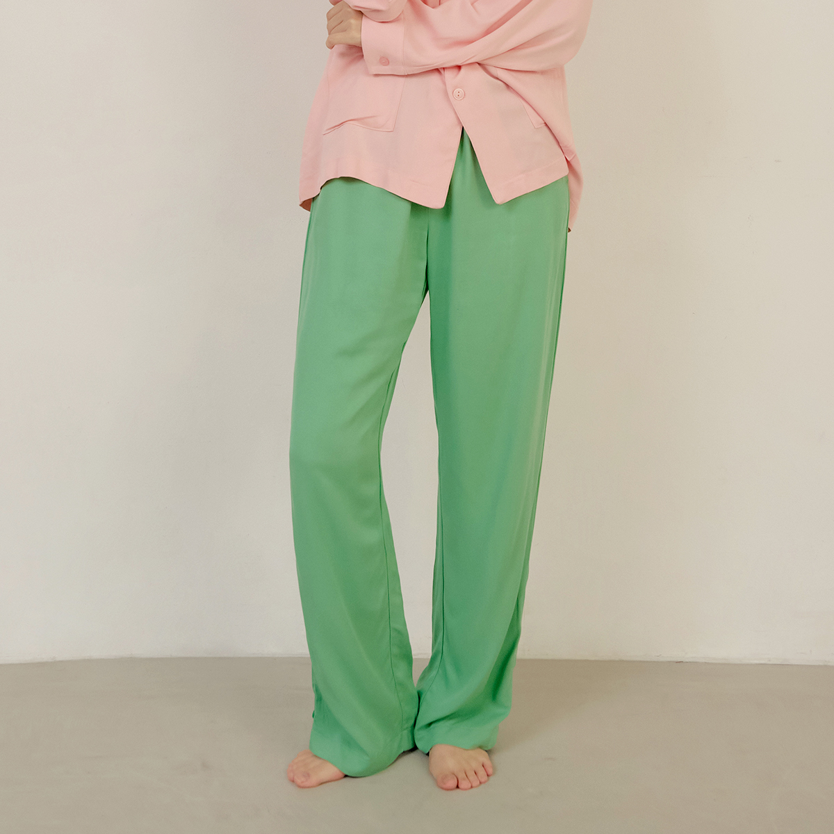 https://image.oliveyoung.co.kr/cfimages/cf-goods/uploads/images/thumbnails/10/0000/0022/B00000022183306ko.jpg?l=ko