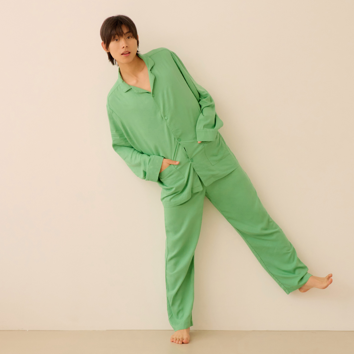 https://image.oliveyoung.co.kr/cfimages/cf-goods/uploads/images/thumbnails/10/0000/0022/B00000022204707ko.jpg?l=ko
