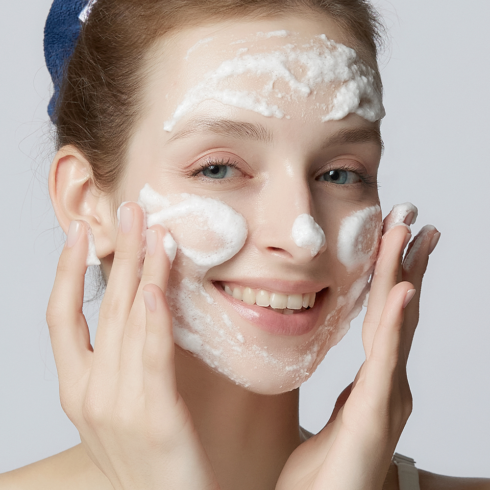https://image.oliveyoung.co.kr/cfimages/cf-goods/uploads/images/thumbnails/10/0000/0023/A00000023133224ko.jpg?l=ko