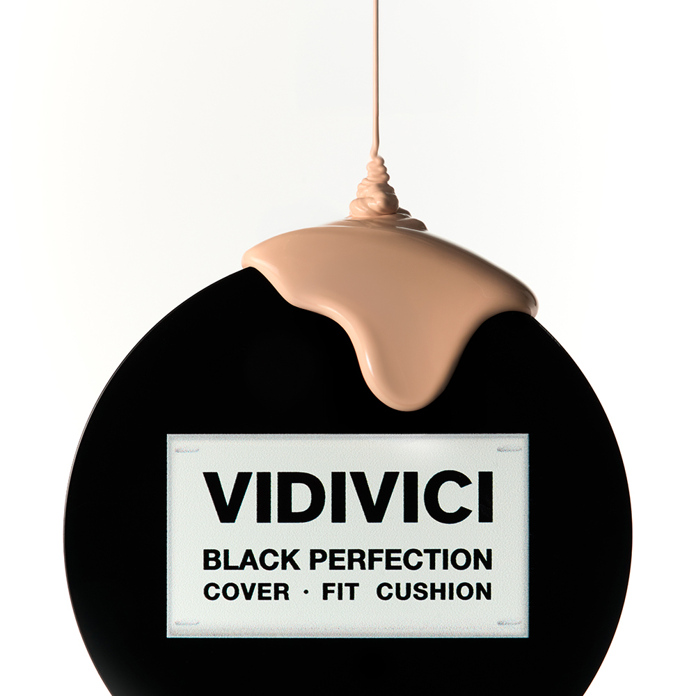 Singyu Color / Beulreosijeungjeonggihoek Bidibichi Black Peopeksyeon Keobeo Pit Cushion Gihoek ([신규컬러/블러시증정기획] 비디비치 블랙 퍼펙션 커버 핏 쿠션 기획)