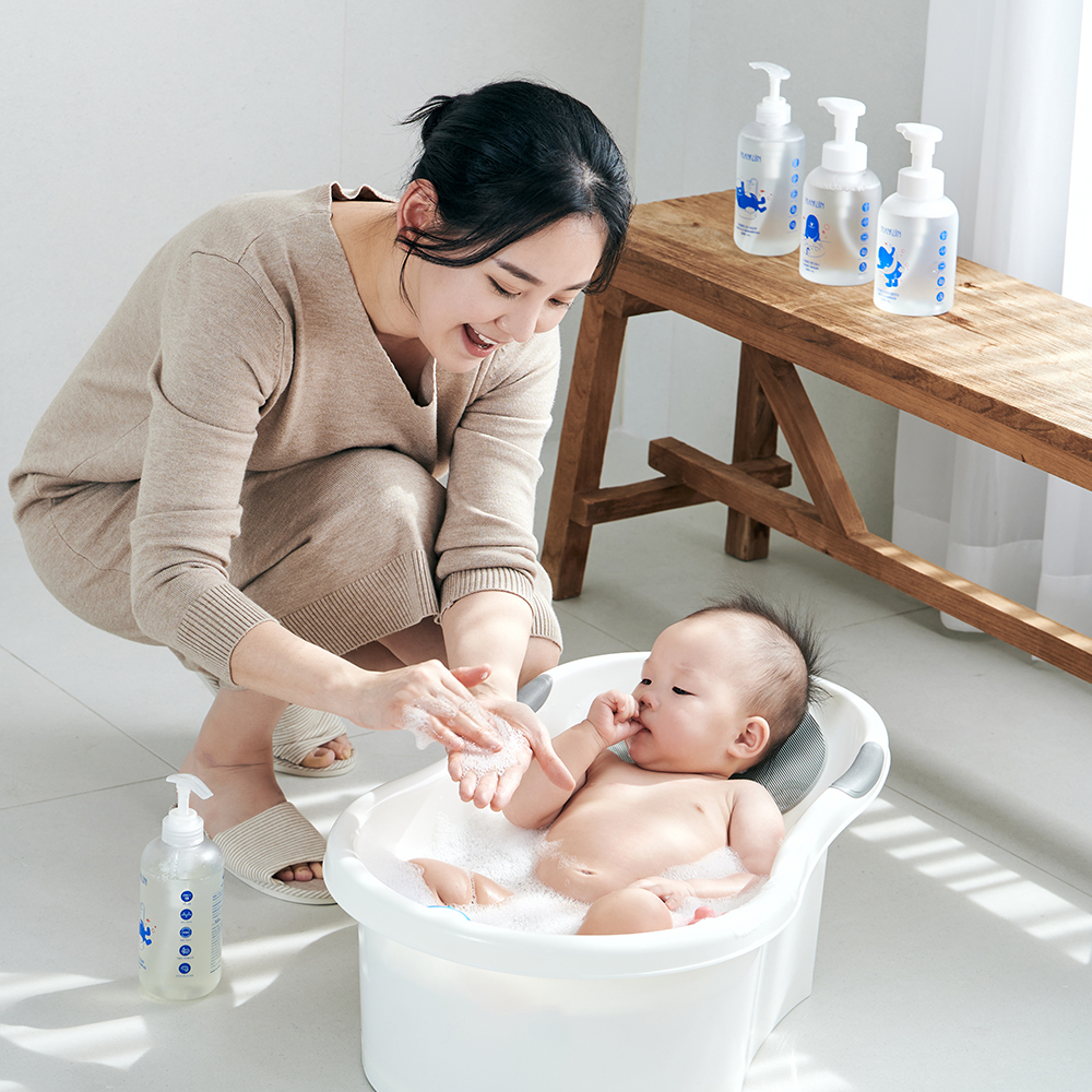 https://image.oliveyoung.co.kr/cfimages/cf-goods/uploads/images/thumbnails/10/0000/0023/B00000023319708ko.jpg?l=ko