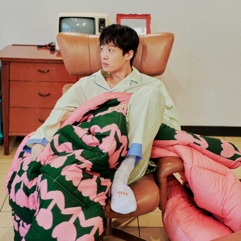 https://image.oliveyoung.co.kr/cfimages/cf-goods/uploads/images/thumbnails/10/0000/0023/B00000023480306ko.jpg?l=ko