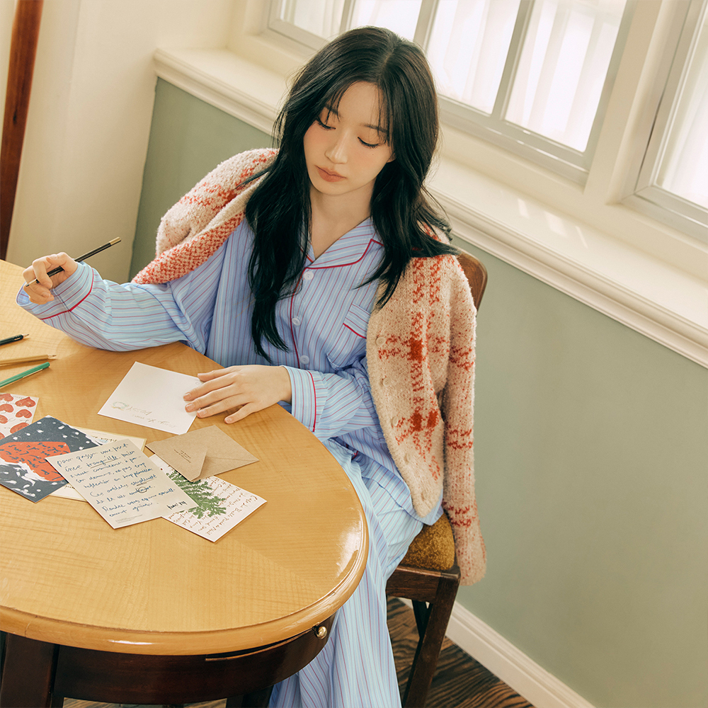 https://image.oliveyoung.co.kr/cfimages/cf-goods/uploads/images/thumbnails/10/0000/0024/A00000024149304ko.jpg?l=ko