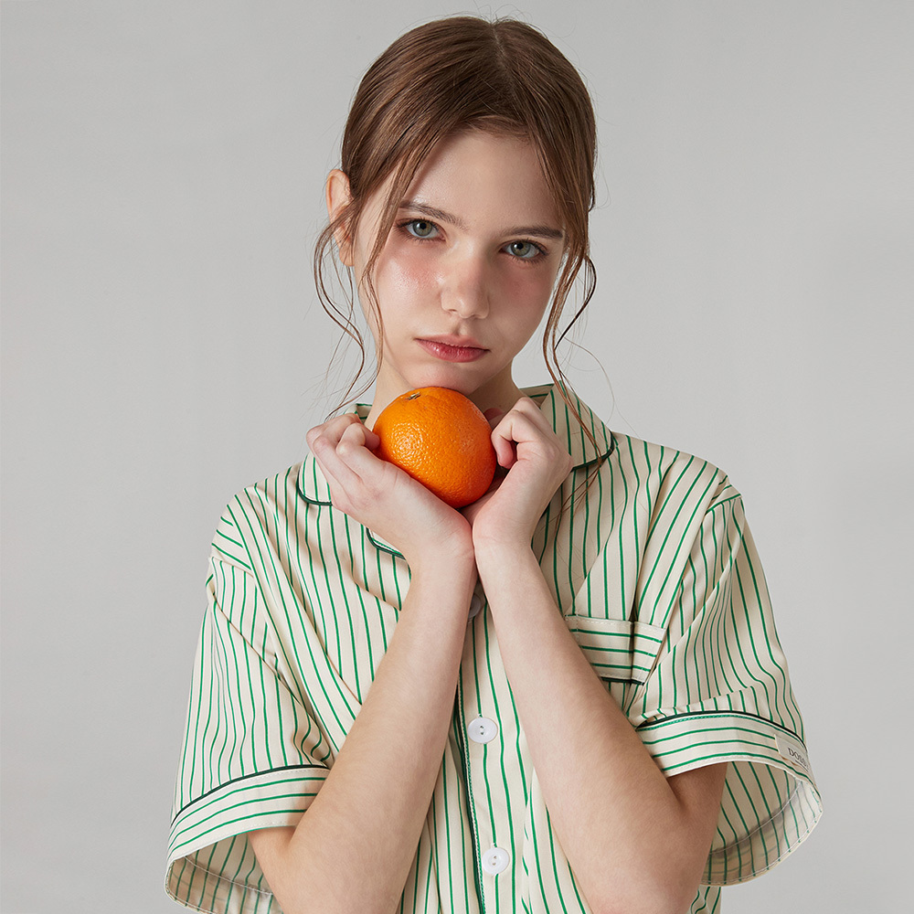 https://image.oliveyoung.co.kr/cfimages/cf-goods/uploads/images/thumbnails/10/0000/0024/A00000024902410ko.jpg?l=ko