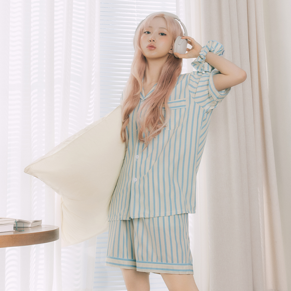 https://image.oliveyoung.co.kr/cfimages/cf-goods/uploads/images/thumbnails/10/0000/0024/A00000024902710ko.jpg?l=ko