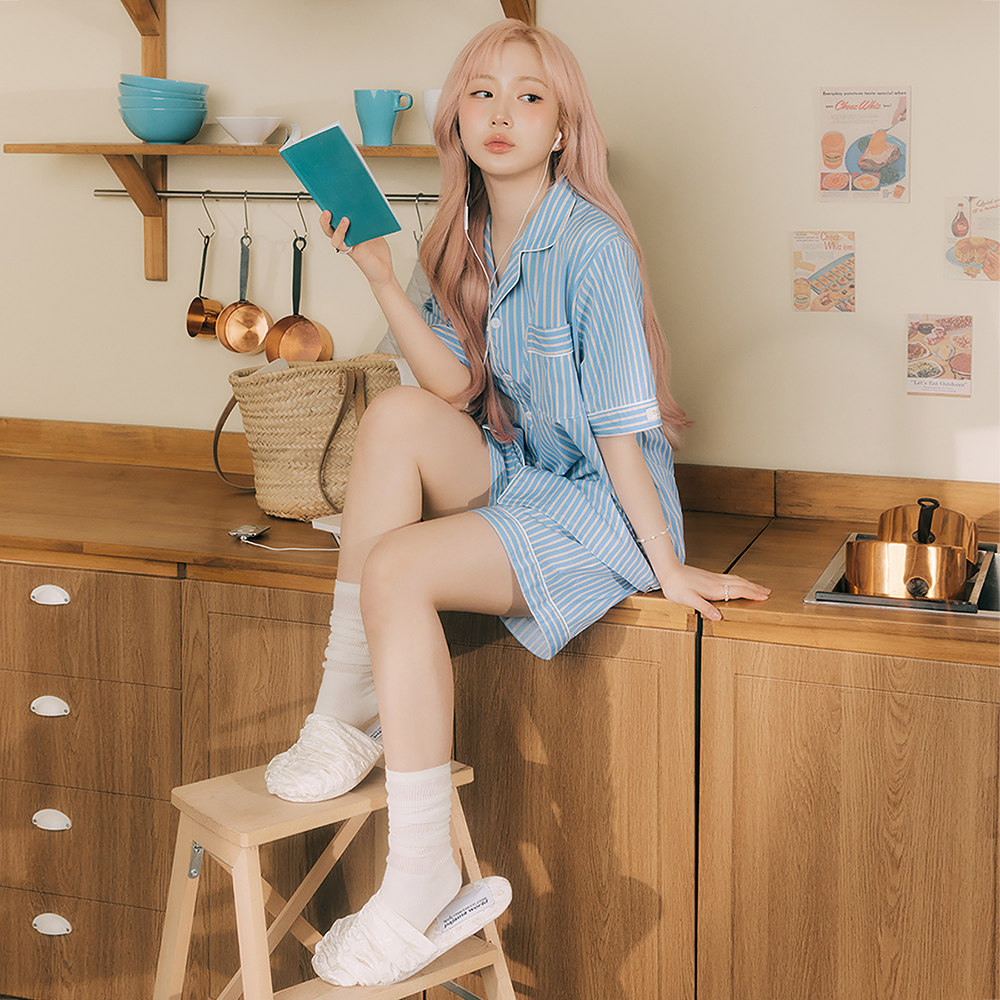 https://image.oliveyoung.co.kr/cfimages/cf-goods/uploads/images/thumbnails/10/0000/0024/A00000024903313ko.jpg?l=ko