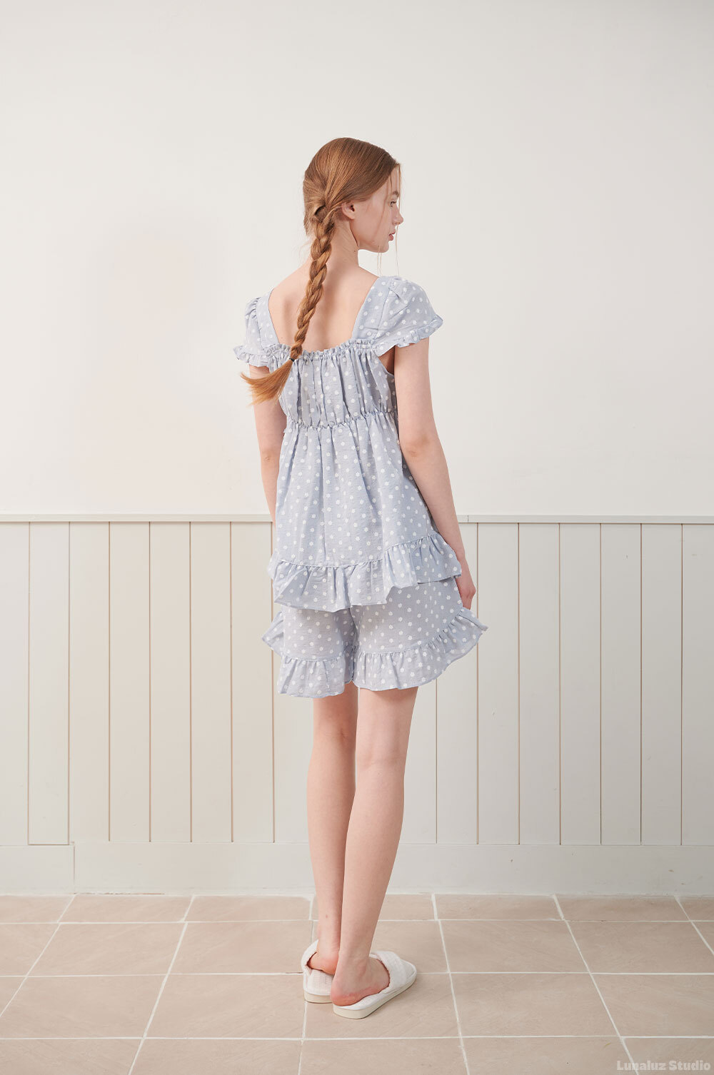 https://image.oliveyoung.co.kr/cfimages/cf-goods/uploads/images/thumbnails/10/0000/0025/A00000025706907ko.jpg?l=ko