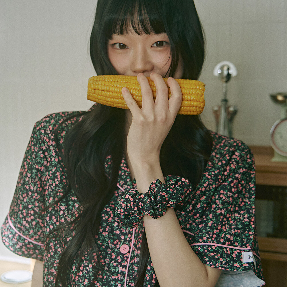 https://image.oliveyoung.co.kr/cfimages/cf-goods/uploads/images/thumbnails/10/0000/0025/B00000025739502ko.jpg?l=ko