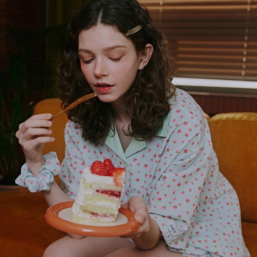 https://image.oliveyoung.co.kr/cfimages/cf-goods/uploads/images/thumbnails/10/0000/0025/B00000025769404ko.jpg?l=ko