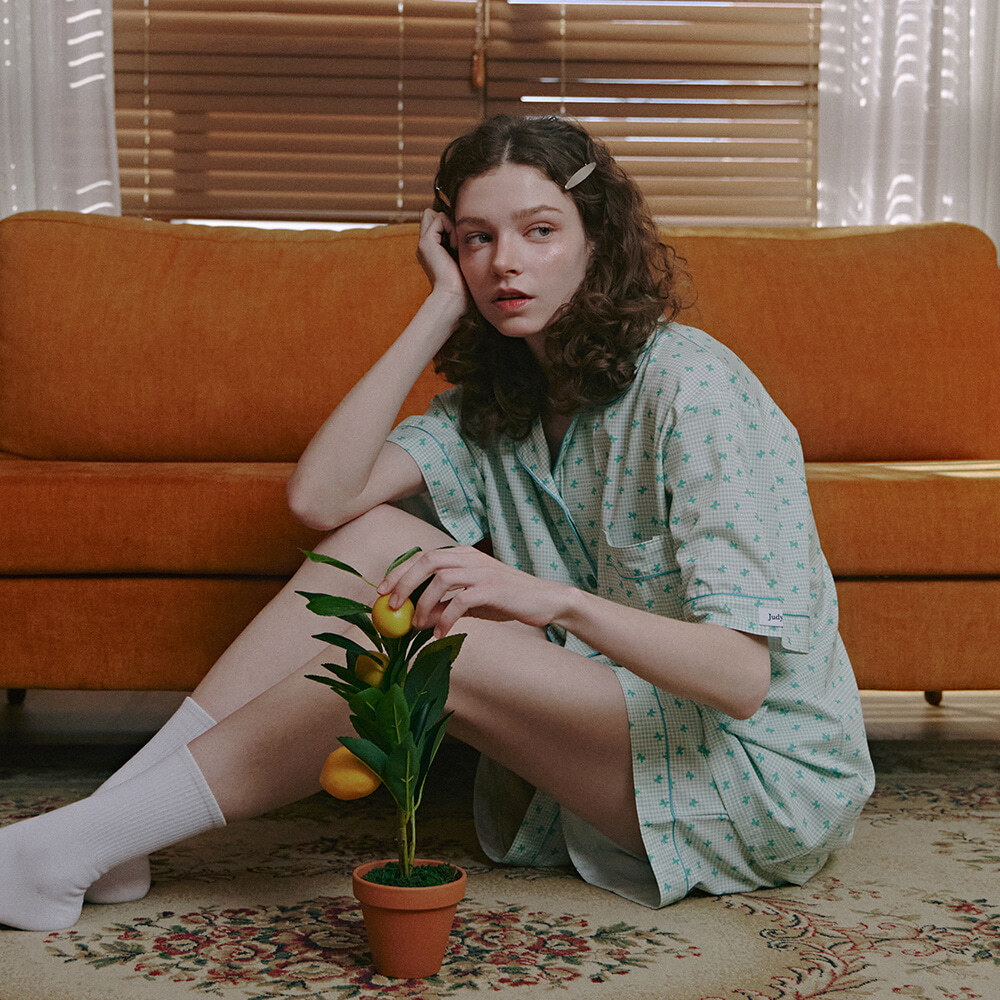 https://image.oliveyoung.co.kr/cfimages/cf-goods/uploads/images/thumbnails/10/0000/0025/B00000025915506ko.jpg?l=ko