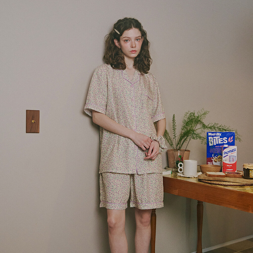 https://image.oliveyoung.co.kr/cfimages/cf-goods/uploads/images/thumbnails/10/0000/0025/B00000025915706ko.jpg?l=ko