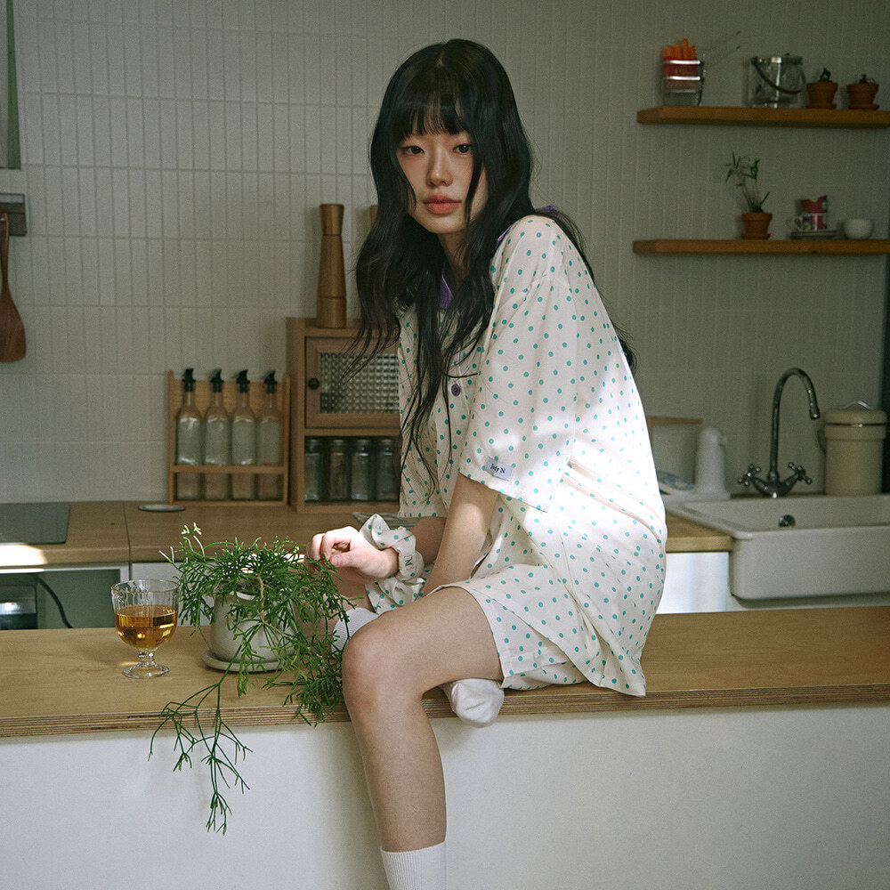 https://image.oliveyoung.co.kr/cfimages/cf-goods/uploads/images/thumbnails/10/0000/0025/B00000025915904ko.jpg?l=ko