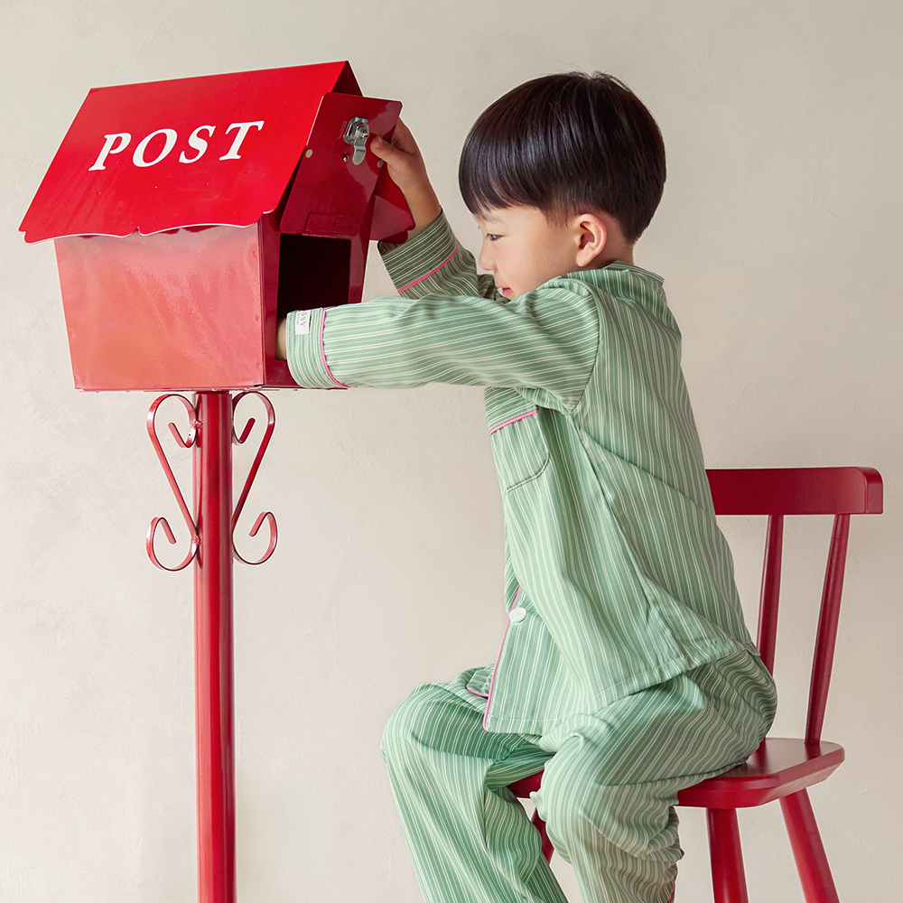 https://image.oliveyoung.co.kr/cfimages/cf-goods/uploads/images/thumbnails/10/0000/0026/A00000026731905ko.jpg?l=ko