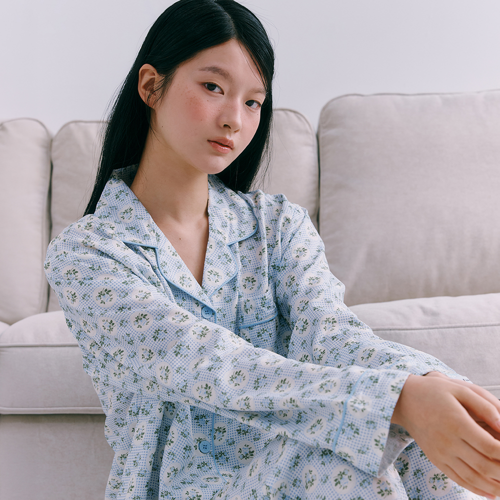 https://image.oliveyoung.co.kr/cfimages/cf-goods/uploads/images/thumbnails/10/0000/0026/A00000026910303ko.jpg?l=ko