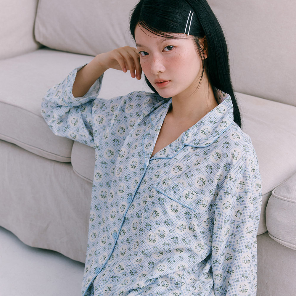 https://image.oliveyoung.co.kr/cfimages/cf-goods/uploads/images/thumbnails/10/0000/0026/A00000026910304ko.jpg?l=ko