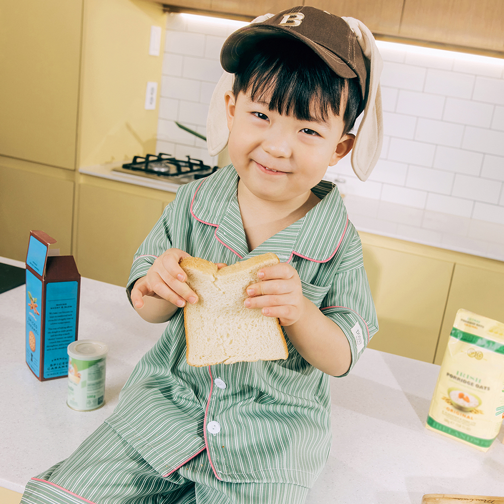 https://image.oliveyoung.co.kr/cfimages/cf-goods/uploads/images/thumbnails/10/0000/0026/B00000026054205ko.jpg?l=ko