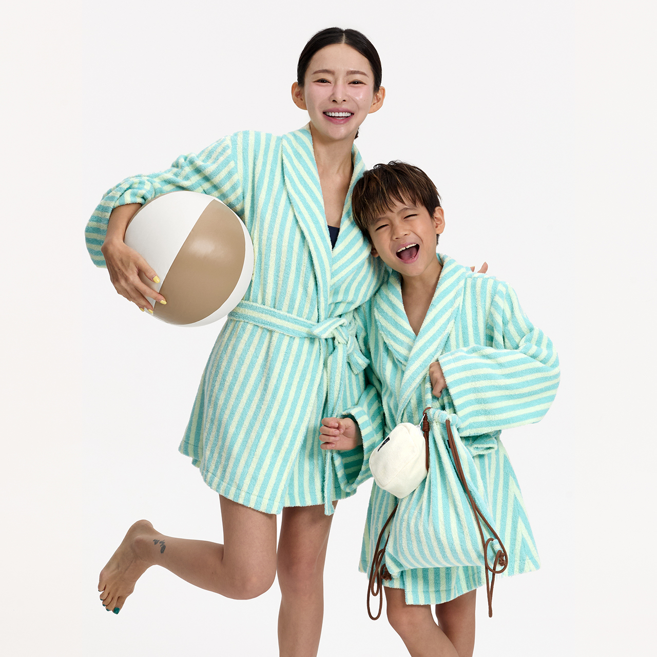 https://image.oliveyoung.co.kr/cfimages/cf-goods/uploads/images/thumbnails/10/0000/0026/B00000026246202ko.jpg?l=ko
