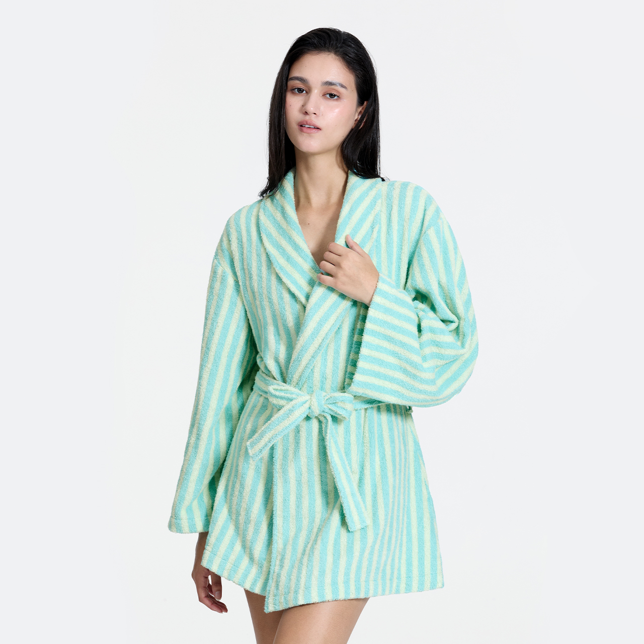 https://image.oliveyoung.co.kr/cfimages/cf-goods/uploads/images/thumbnails/10/0000/0026/B00000026246302ko.jpg?l=ko