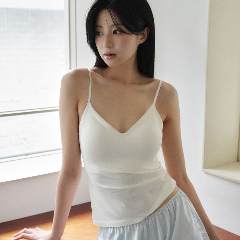 엣프터 누디 볼륨 핏 브라탑 (바닐라크림/블랙)