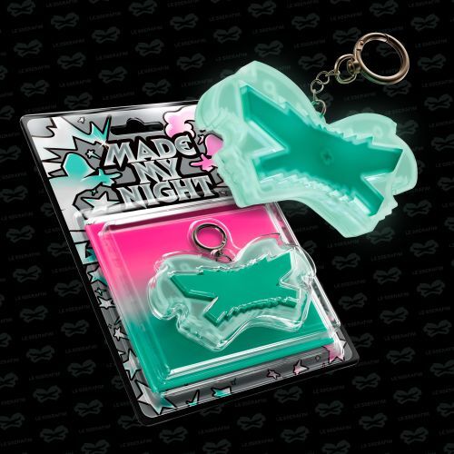 르세라핌 2집 싱글 앨범 [Made My Night] Glow Clicker Keychain (Mint ver.)