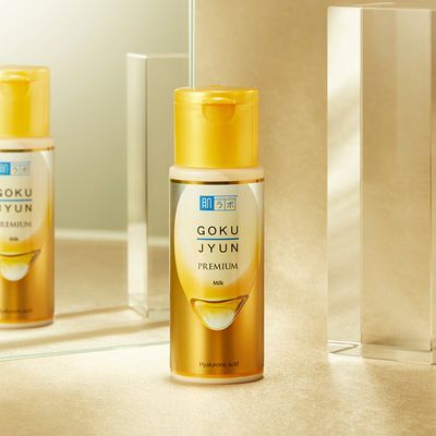 [8 Types of Hyaluronic Acid] Hada Labo Gokujun Premium Milk 140mL