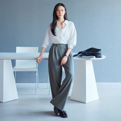 [이청아 착용] 프론투라인 올데이무브 핀턱 와이드 팬츠