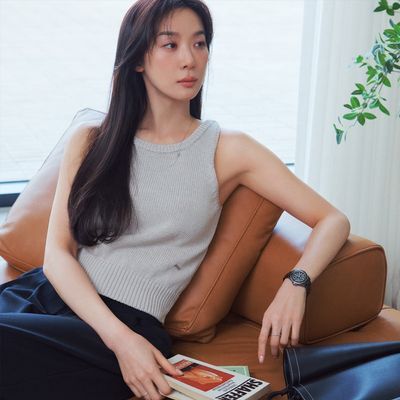 [이청아 착용] 프론투라인 루아 슬리브리스 니트 커버업