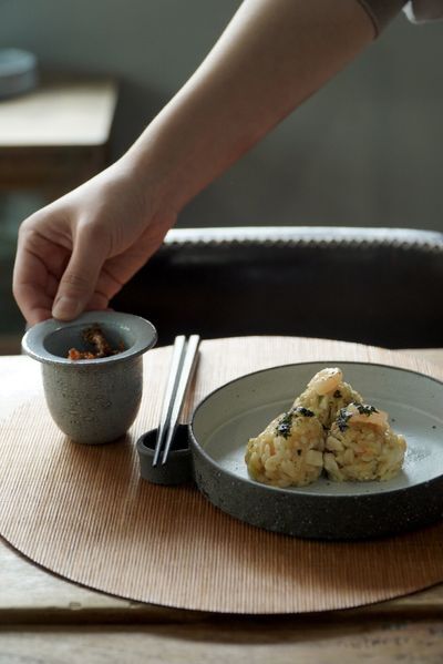 삼작소 꽈리접시