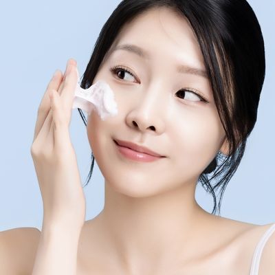 Bibury Busan Strawberry Glutinous Rice Cake Pack Cleanser 120g