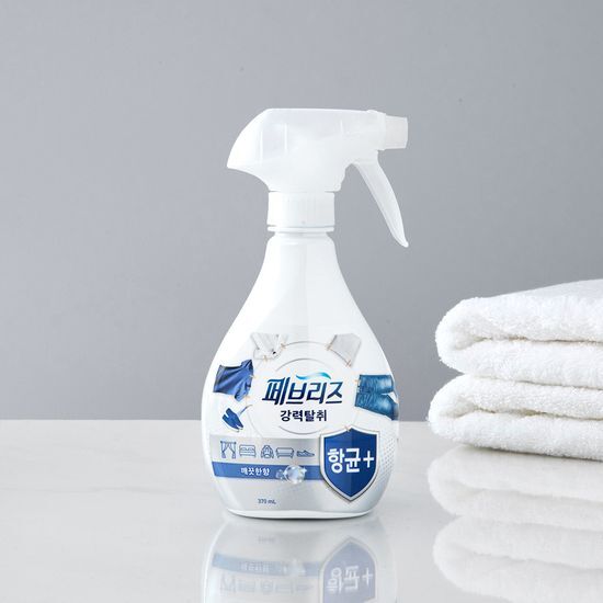페브리즈 페브리즈 섬유탈취제 항균플러스 용기형 370ml2종 택 1