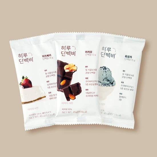 하루단백바 45g 3종 택1 (카카오/흑임자/치즈베리) 가격 추이 프로틴방앗간 하루단백바 45g 3종 택1 (카카오/흑임자/치즈베리) - 최저가 2,500원