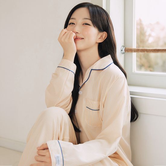 도씨 도씨 실크핏 클린 긴팔 커플 잠옷 세트 베이지