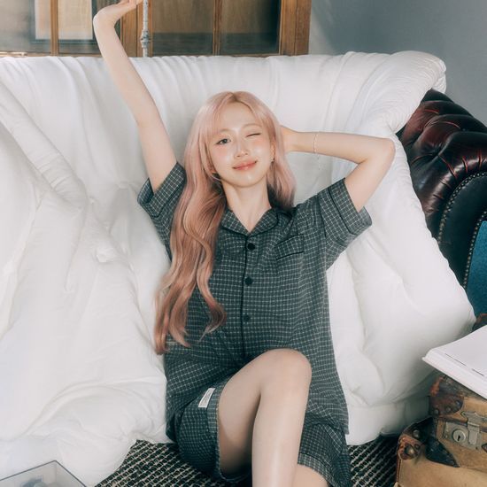 도씨 해원 PICK 도씨 실크핏 더스트 반팔 커플 잠옷 세트