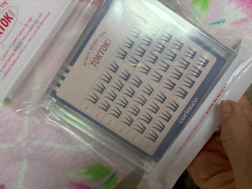 [1 Deung Soknunsseop / Ttoryeotnun Sheets ] Koringko Toktokhara Nogeulru Soknunsseop 12 Types Taek 1 ([1등 속눈썹/또렷눈매] 코링코 톡톡하라 노글루 속눈썹 12종 택1)