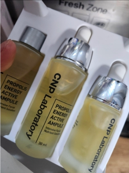 Moisturizing Gwangchae / Hwajalmeok Ampoule Cha & Bak Propolis Neoji Aektibeu Ampoule 30 ml 2 Pack Gihoek (+15 ml) ([보습광채/화잘먹앰플] 차앤박 프로폴리스 에너지 액티브 앰플 30ml 2입 기획 (+15ml))